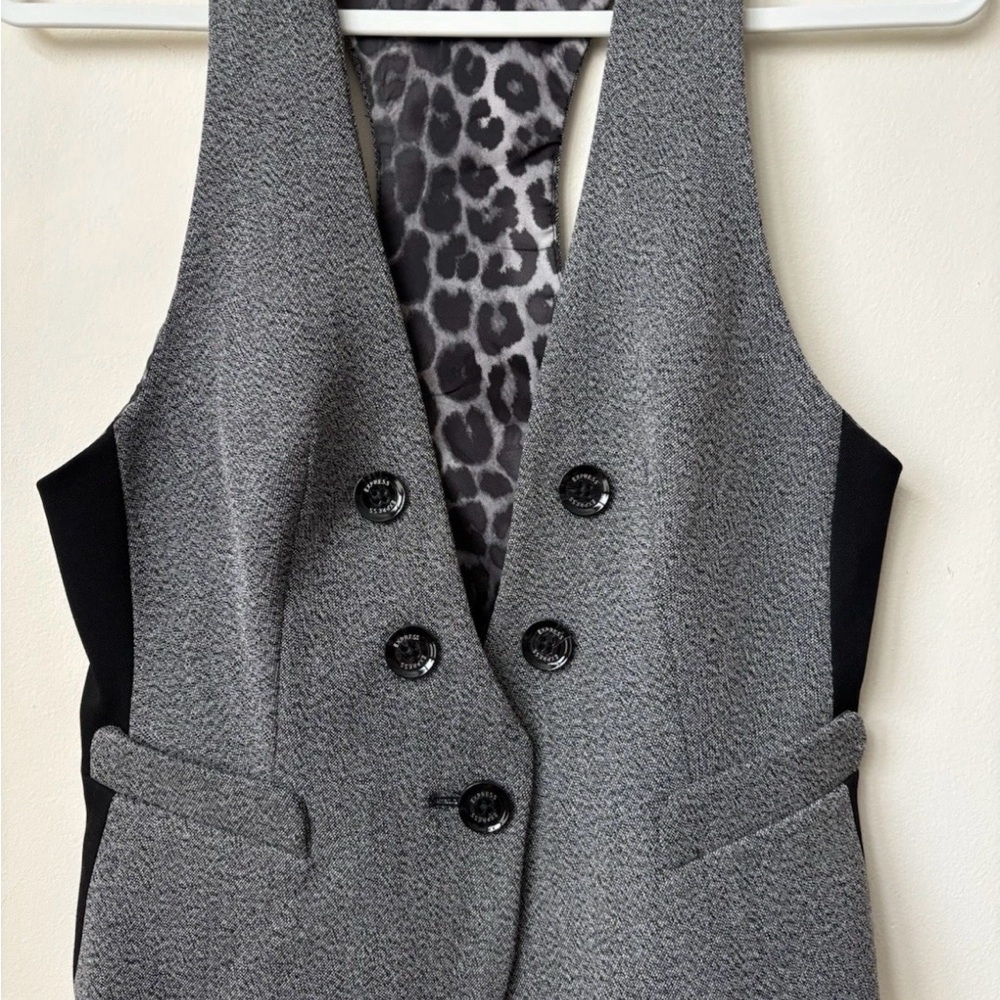 Express Vest Grey And Black With Leopard Lining Size 6